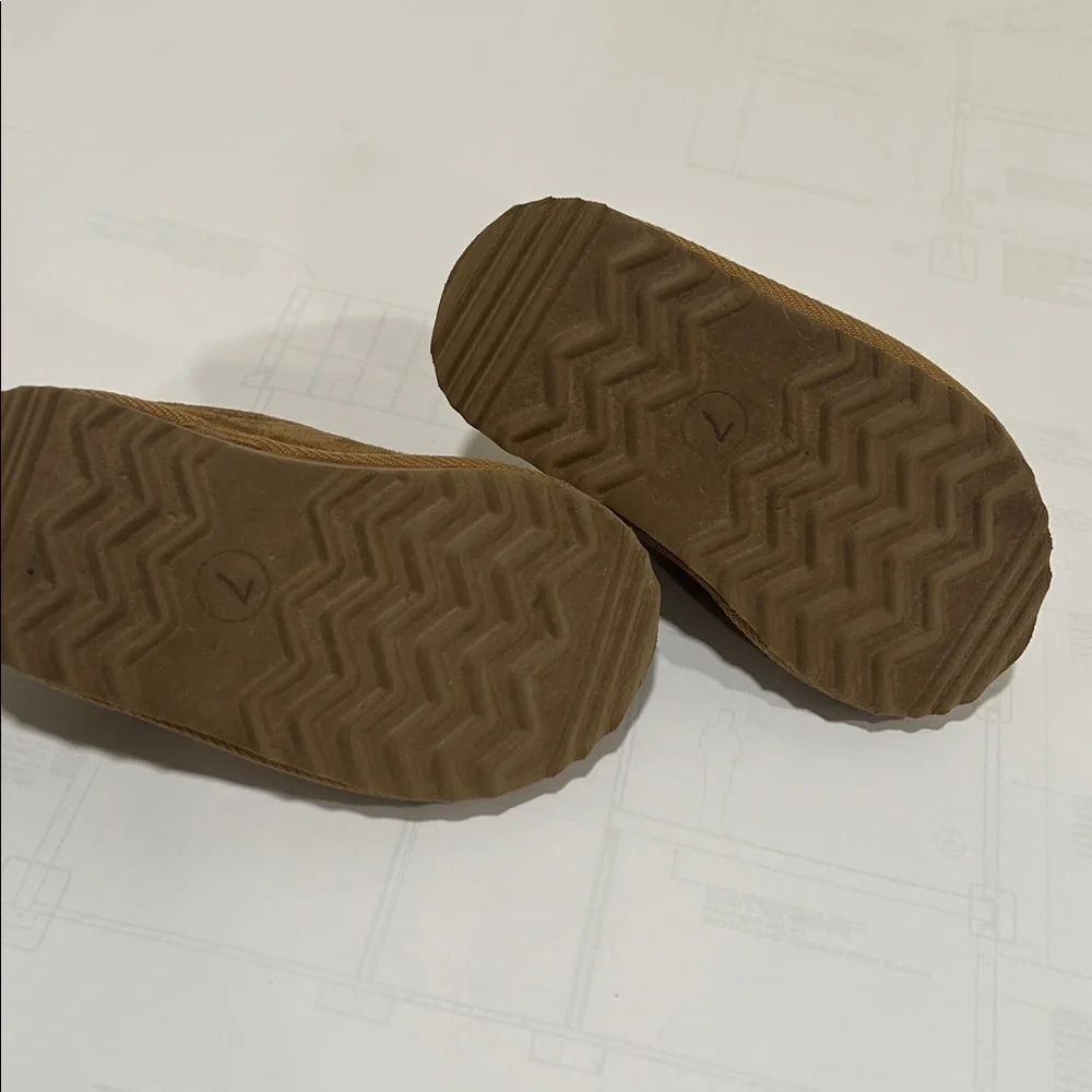 Cozy Brown kids Slippers